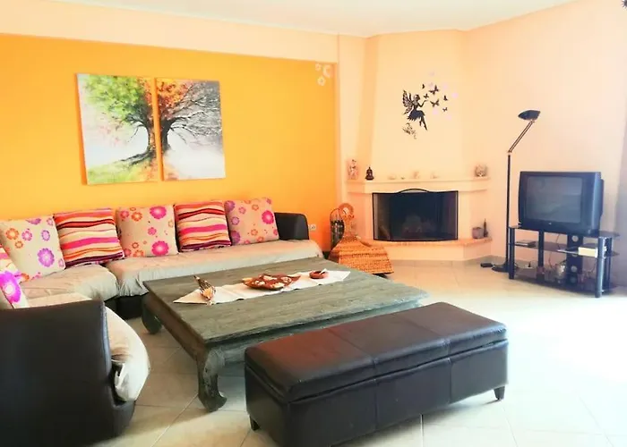 Angela\'S Home
